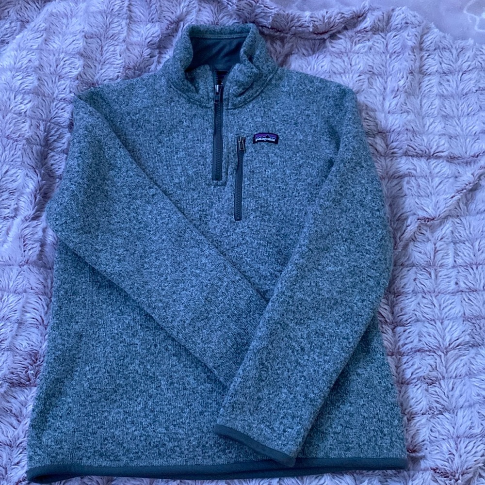Brand New Condition Patagonia Youth Quarter Zip